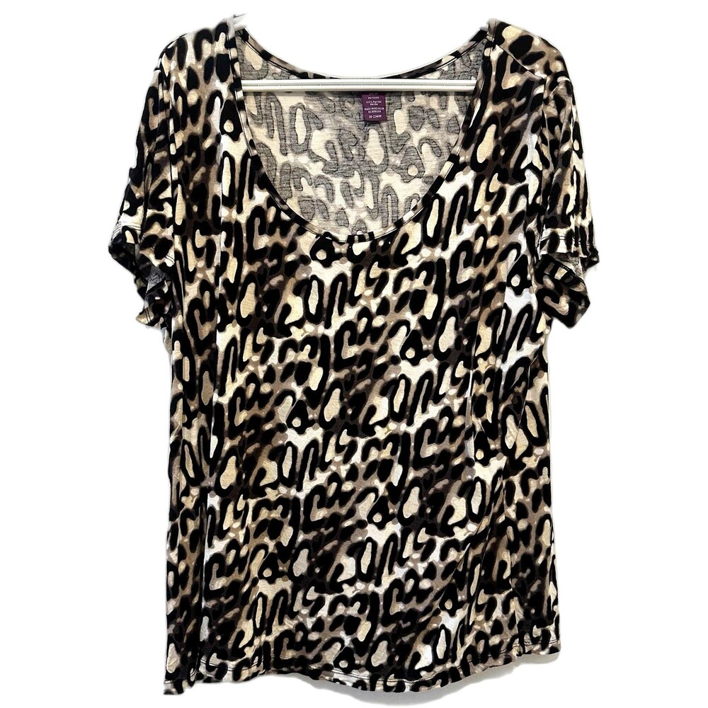 Beverly Drive Plus 20W/22W Leopard Print Rayon Top Scoop Neck Short Sleeve Shirt
